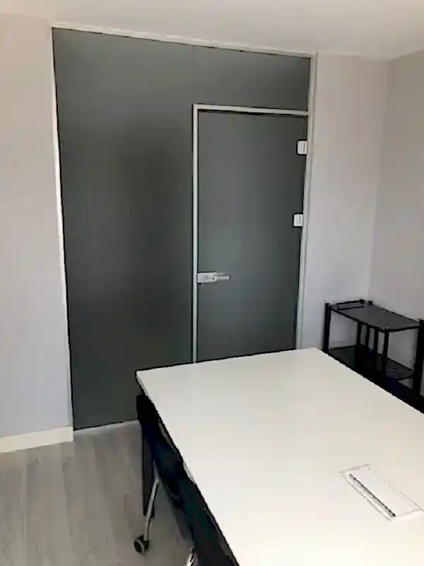 Ekoline Sistem Rondo Kapılı Cam Bölme