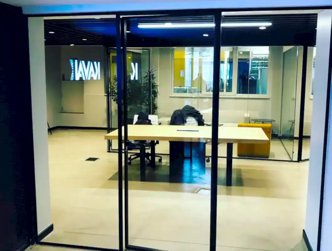 Ekoline Sistem Hoppe Çerçeveli Cam Bölme