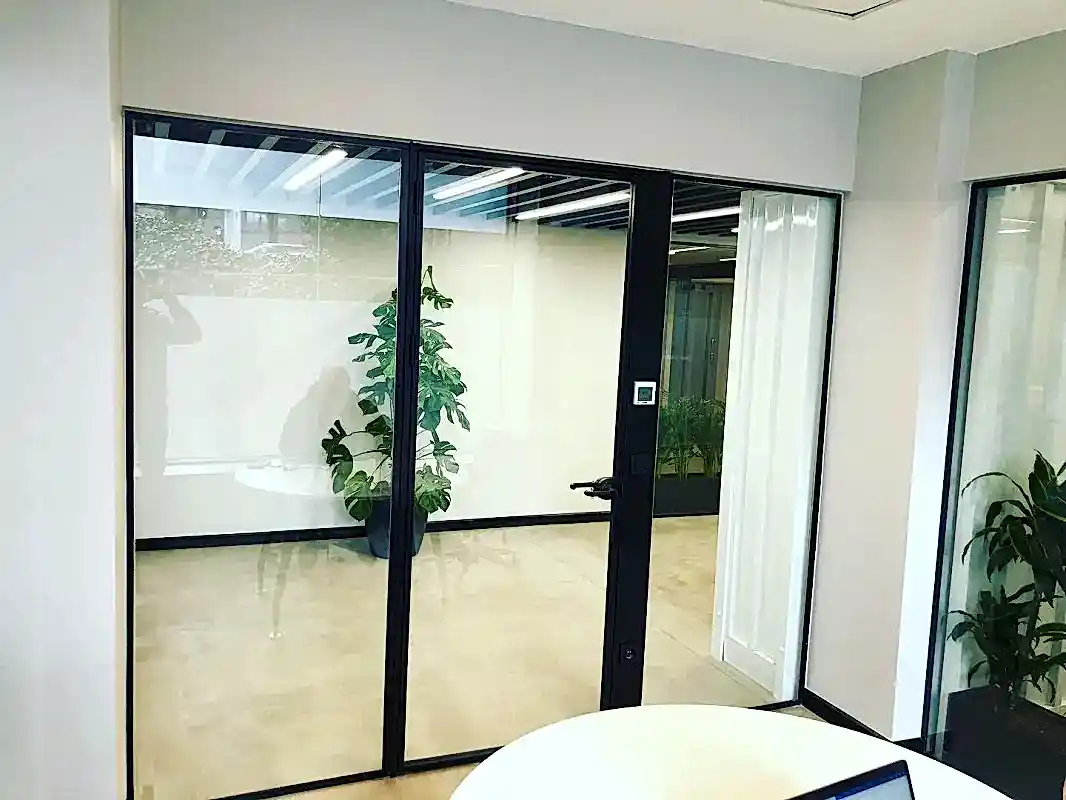 Ekoline Sistem Hoppe Kapılı Cam Bölme