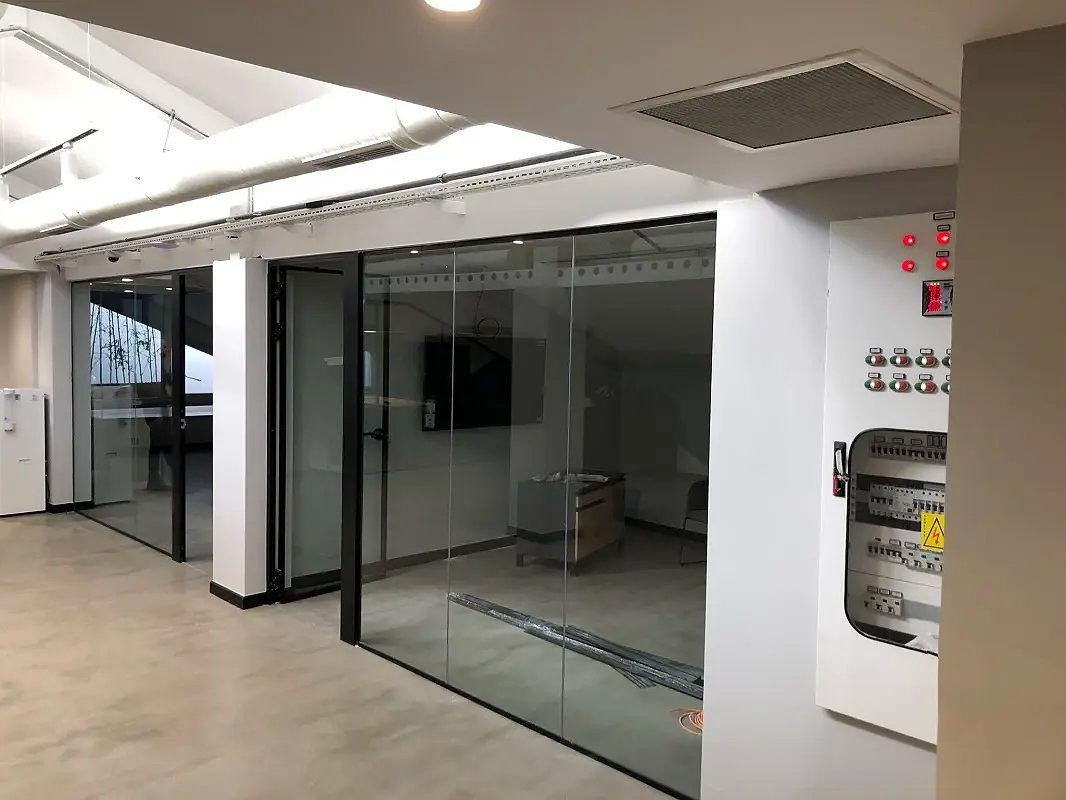 Ekoline Sistem Hoppe Kapılı Cam Bölme