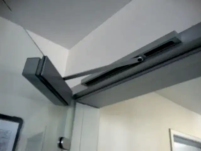 Dorma Üstten Hidrolik